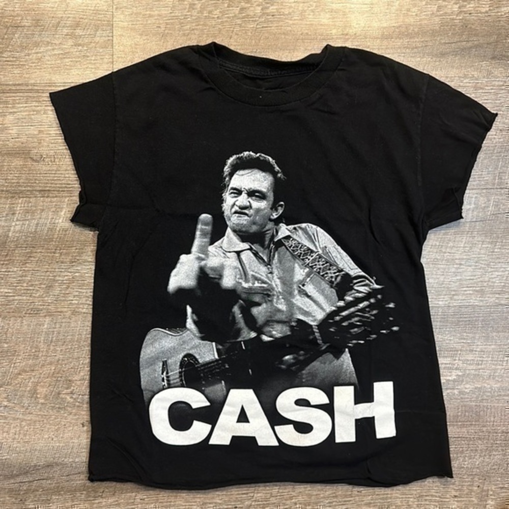 Zion black, Johnny Cash middle finger graphic T-shirt modified distressed small